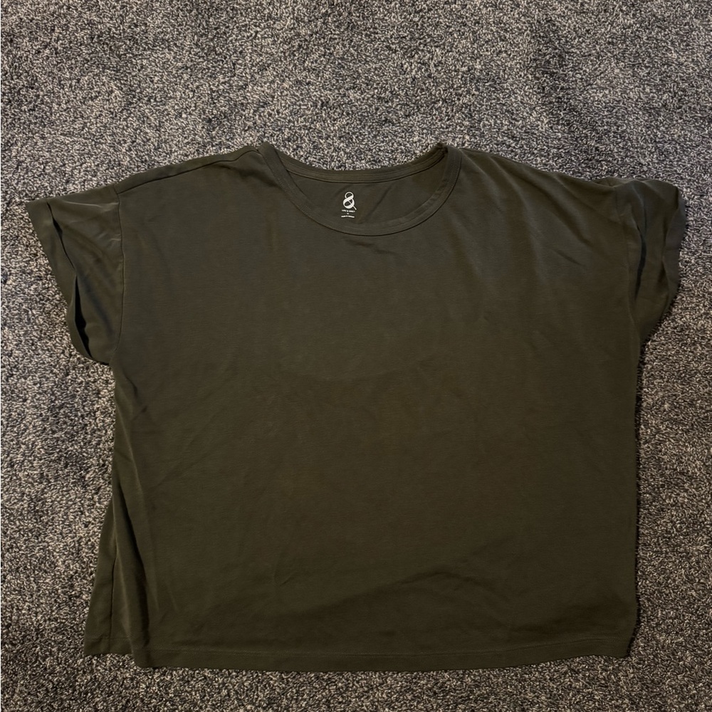 Lou & Grey olive green Women's Top size XL